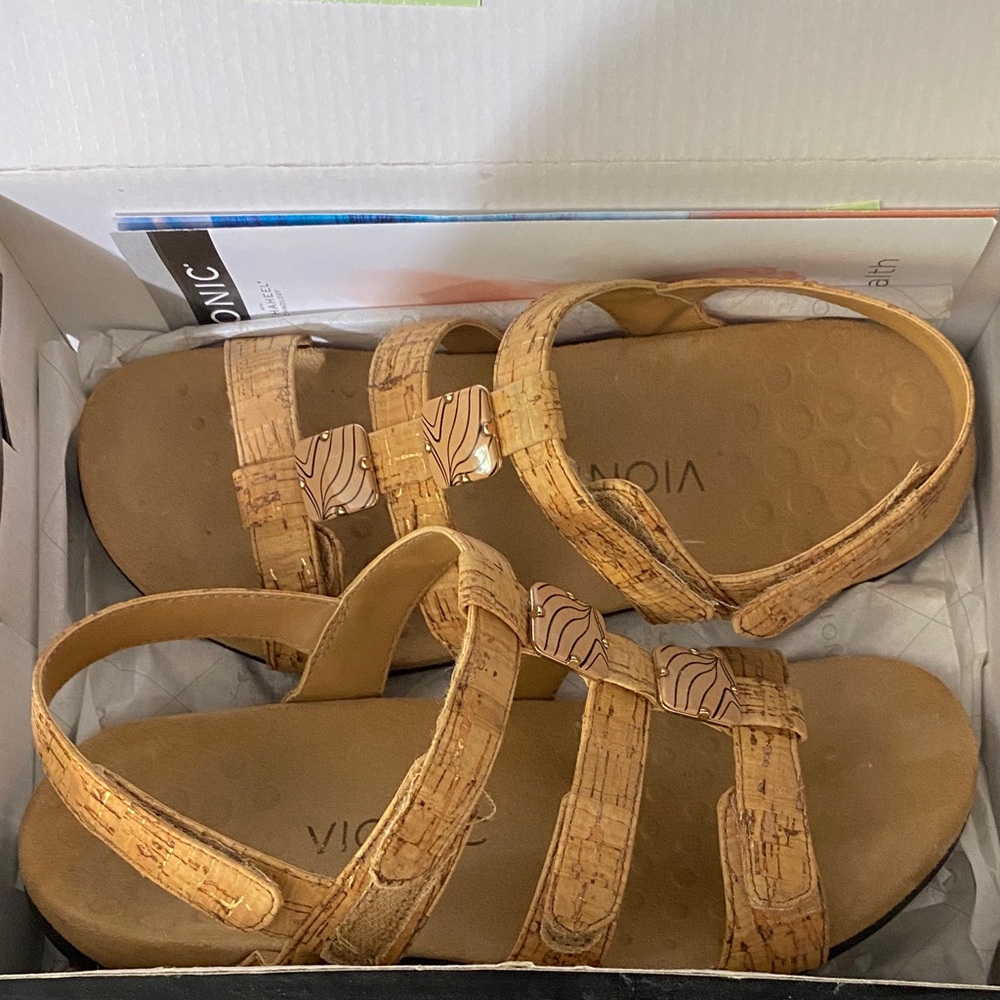 Vionic Cork Patterned Sandals